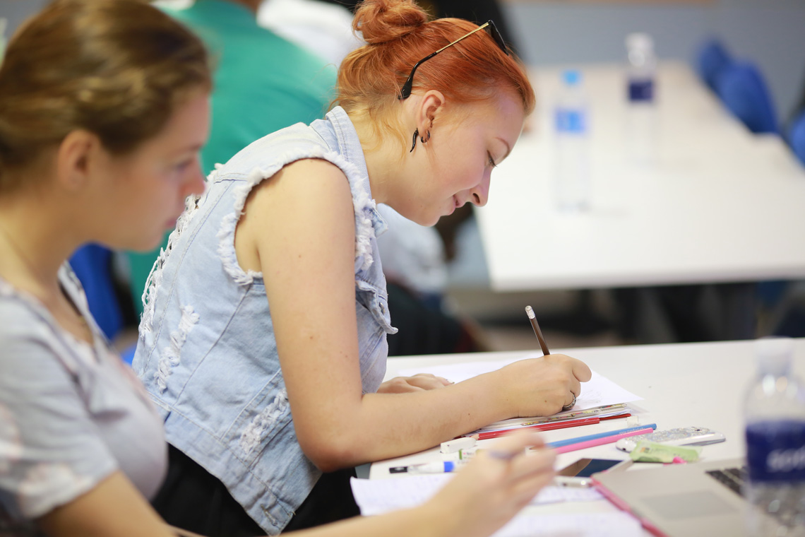 ไม่ต้องจบ ม.6 ก็ต่อปริญญาตรีได้ ด้วยการยื่นวุฒิสอบเทียบ GED กับ IGCSE