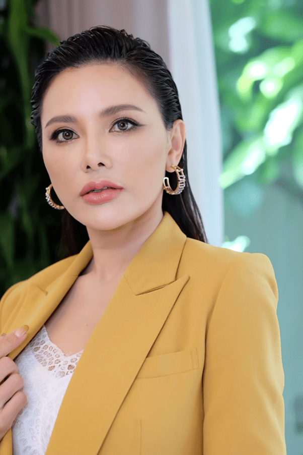 Ms. Natcharat Apiwawongsa